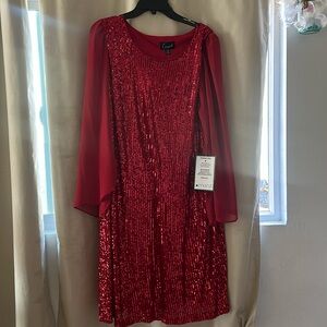 Red sequin cocktail dress size 20w 
Very pretty ! New !